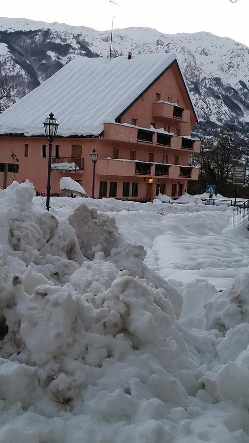 Albergo Parco Della Maiella Сант'Еуфемия а Майела Екстериор снимка